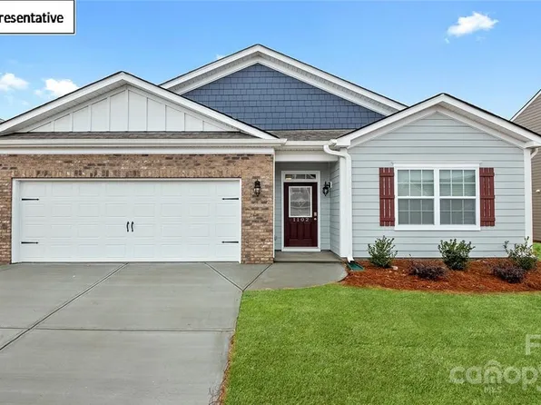 2052 Vanderlyn St, Monroe, NC 28112