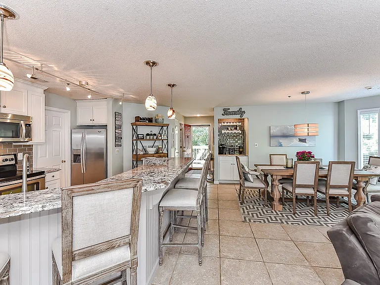 18557 Vineyard Point Ln — Photo 6