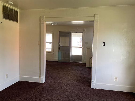 3rd image of 415 NW 1st St