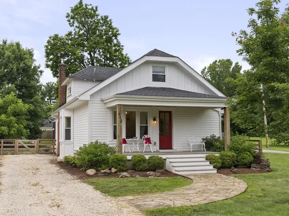 913 Groveport Rd, Canal Winchester, OH 43110