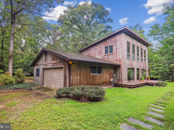 1700 Sanford Dr, Accokeek, MD 20607