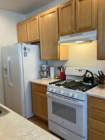 2 bed, 1374 sqft, $2,495 — Photo 2