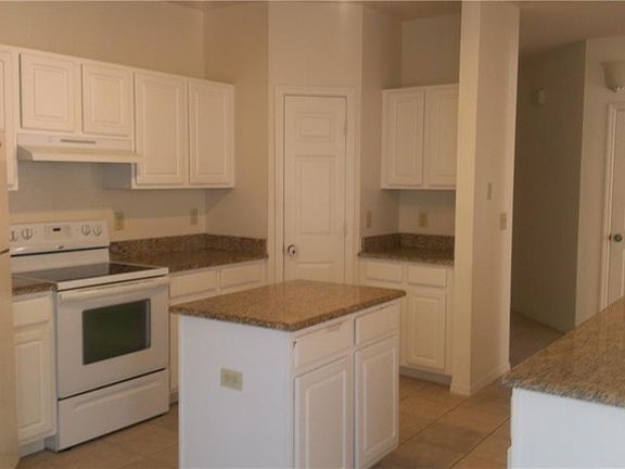 3rd image of 224 Villa Di Este Ter Unit 204