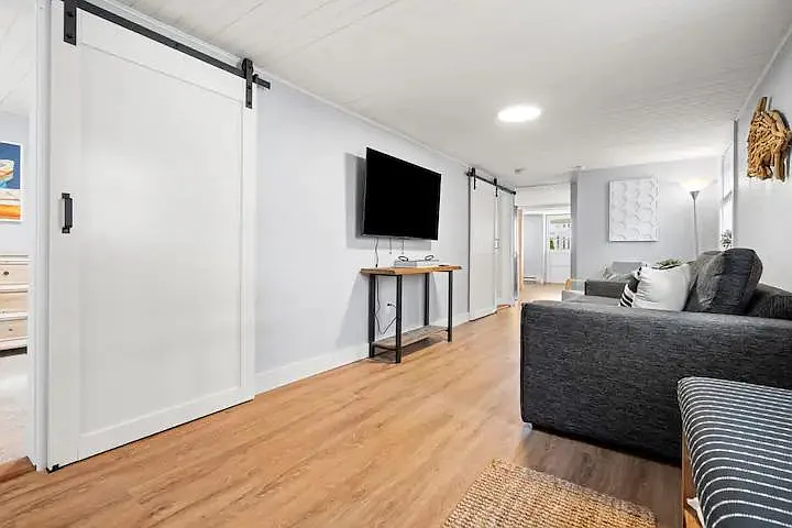 67 Railroad Ave #1 — Photo 17