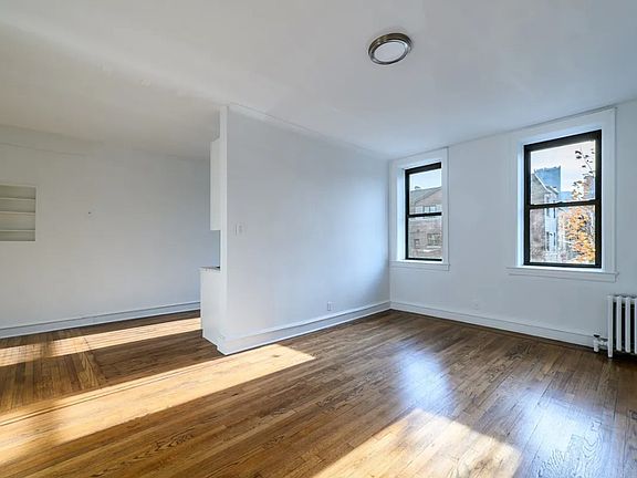 4th image of 34-50 28th St APT 1D