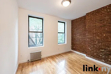 Rented by Link NY Realty