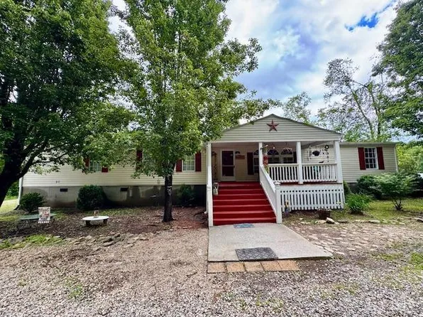 3164 Trent Hatchery Rd, Appomattox, VA 24522