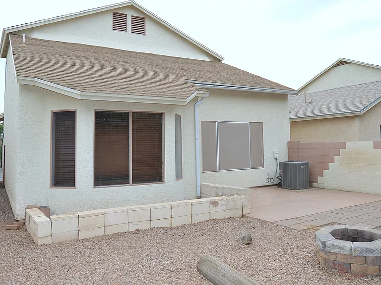 8205 N Midnight Way — Photo 24