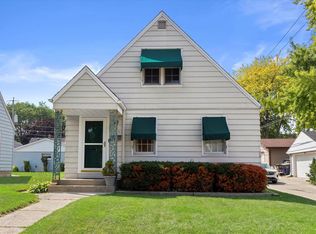 2321 S 65th St, West Allis, WI 53219