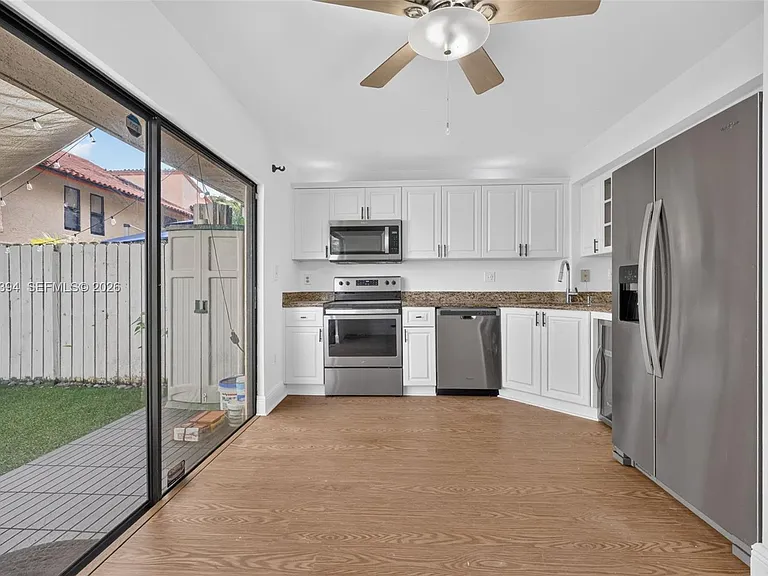 10206 SW 77th Ct — Photo 6