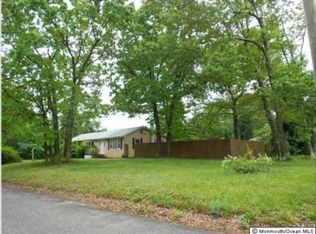 707 Beechmont St, Toms River, NJ 08757