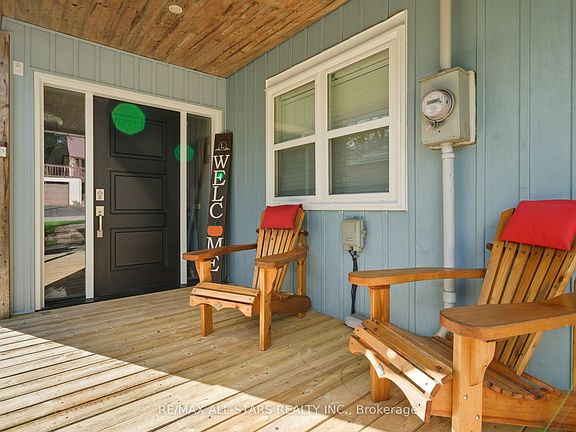 3rd image of 1 Valley Rd