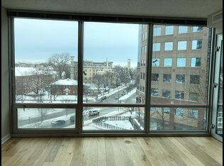 800 Elgin Rd APT 609, Evanston, IL 60201
