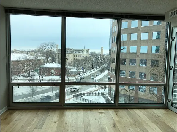 800 Elgin Rd APT 609, Evanston, IL 60201