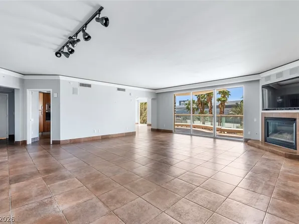 2857 Paradise Rd Unit 301, Las Vegas, NV 89109