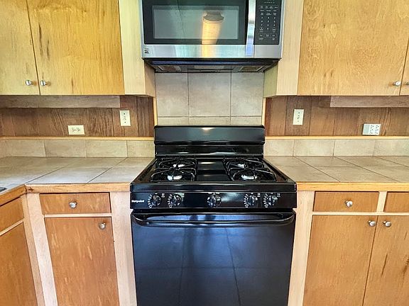 5th image of 99-7736 Uluhe Pl