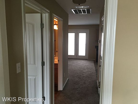 2nd image of 210 Spring Creek Ave APT C