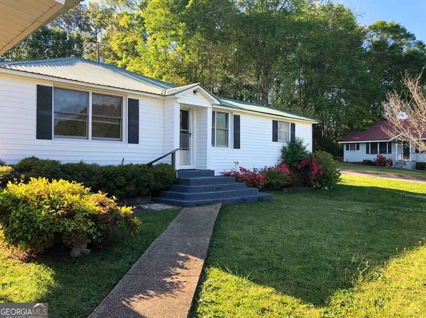 4401 18th Ave, Valley, AL 36854