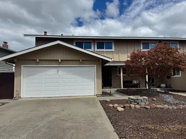 625 Comet Dr, Foster City, CA 94404