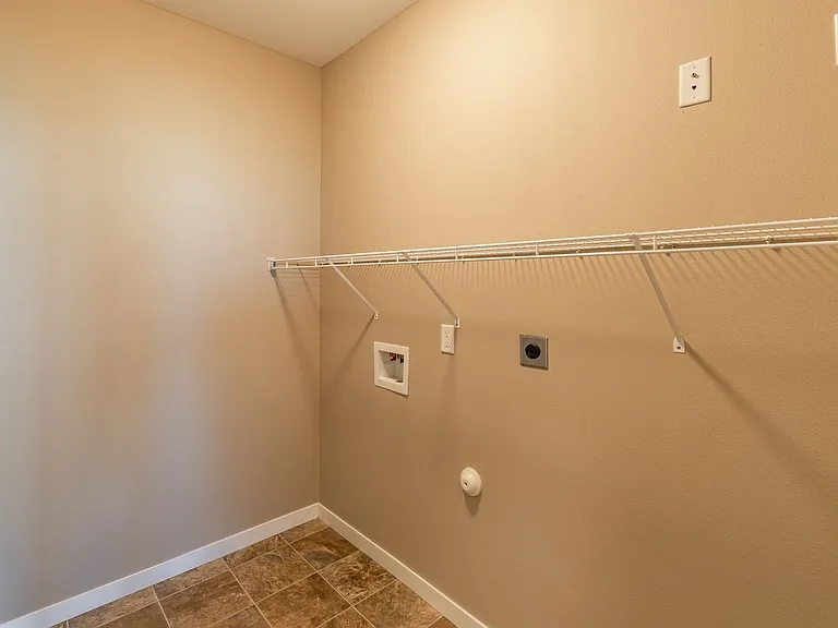 Latitude Apartments — Photo 50