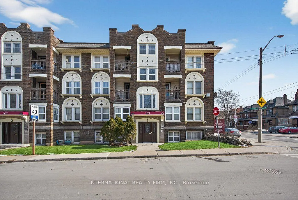2 bed, $1,445 — Photo 2
