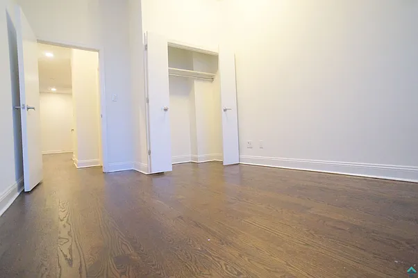 Rented by EXR | media 11