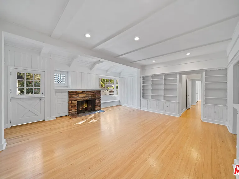 109 Homewood Rd — Photo 8
