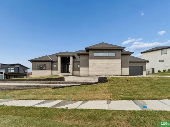 3538 S 210th Ave, Elkhorn, NE 68022