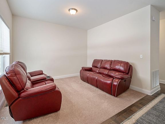 5th image of 1 Cove Road