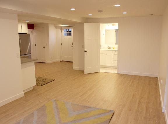 2nd image of 4460 S Ashford Dr #Basement