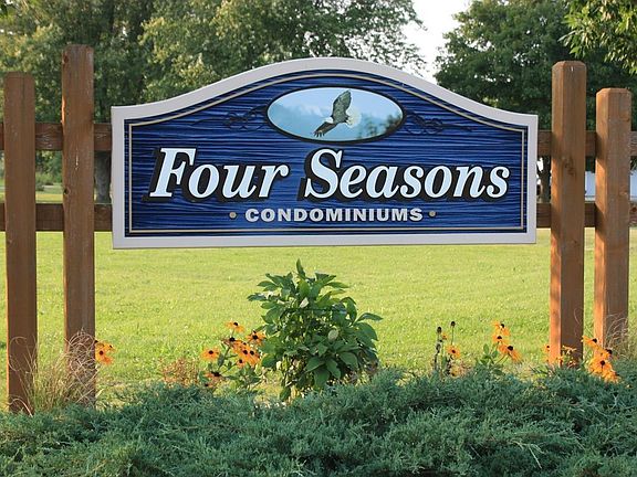 4th image of 251 Four Seasons Ln