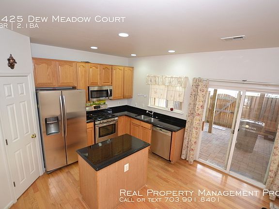 4th image of 2425 Dew Meadow Ct