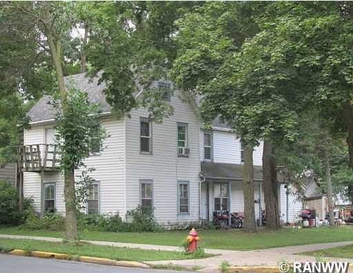 1st image of 716 12th Ave E