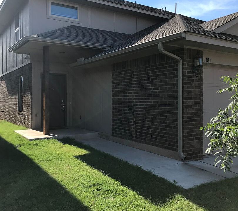 1st image of 118 NE 23rd St #118H