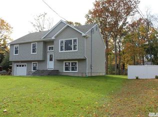 378A Browns Rd, Nesconset, NY 11767