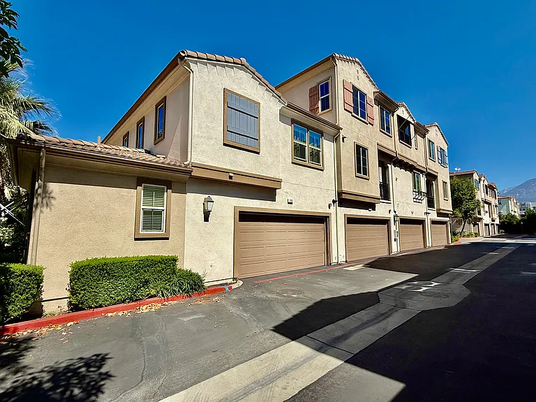 End unit - rare 2 story home