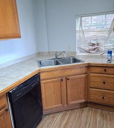 4th image of 2507-09 Dreux Ave