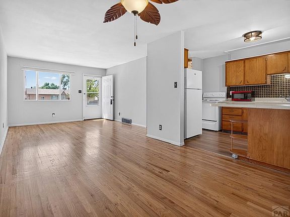3rd image of 35 Macarthur Rd