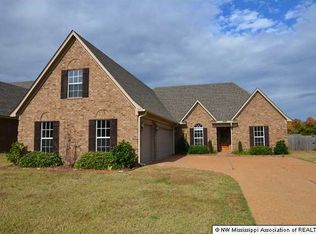 726 W Northwood Dr, Hernando, MS 38632