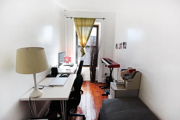 Rented by Corcoran | media 25