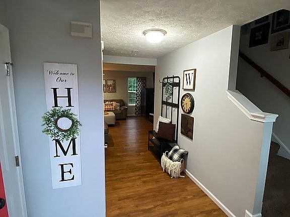 2nd image of 119 Northwood Ln