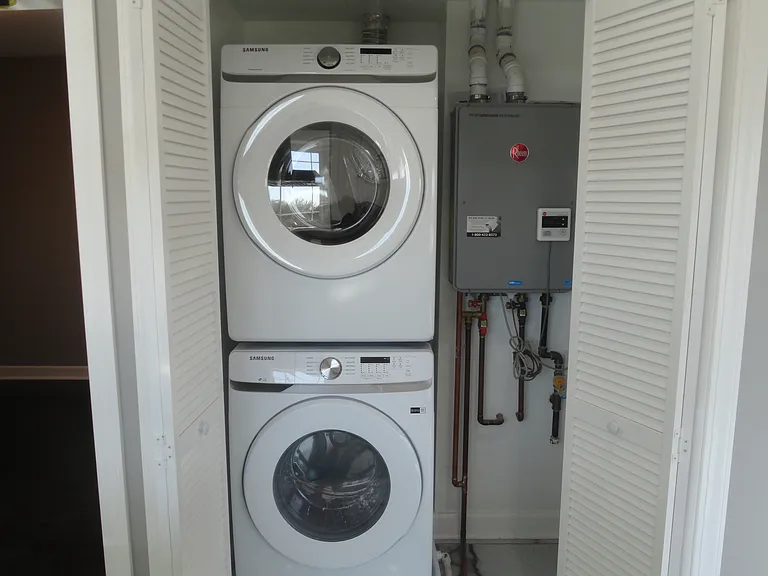 10824 S Avenue L #2 — Photo 14