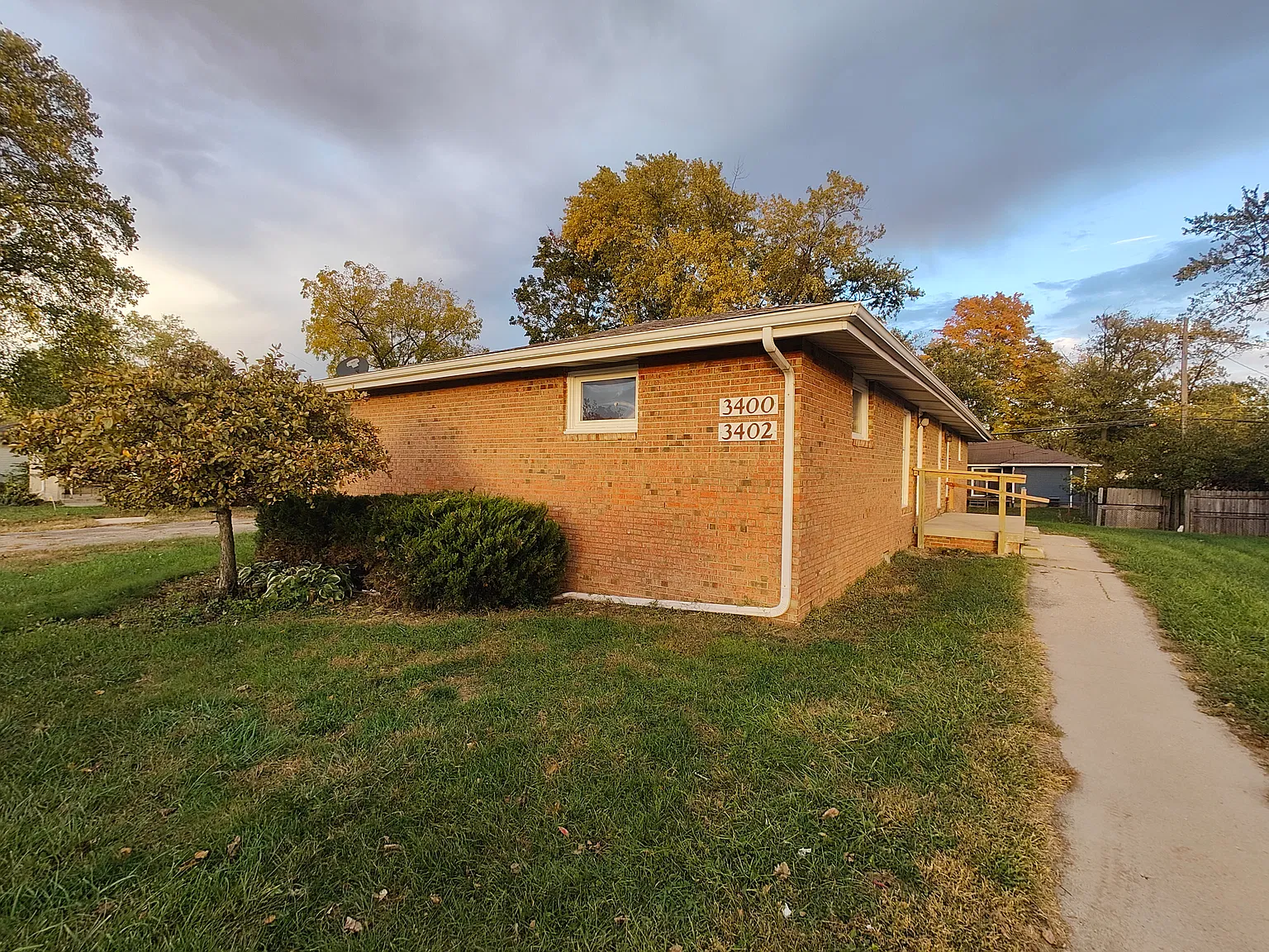 2 bed, 800 sqft, $1,000 — Photo 3