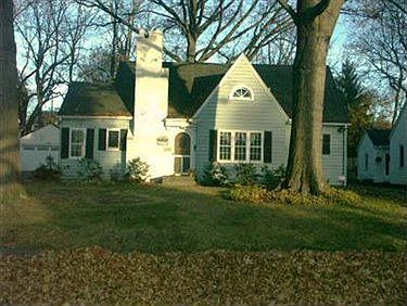 1st image of 109 Harcourt Dr