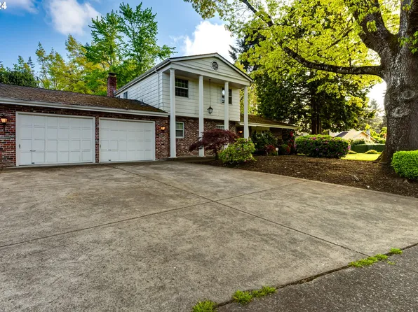 3395 Buckingham Ave, Eugene, OR 97401