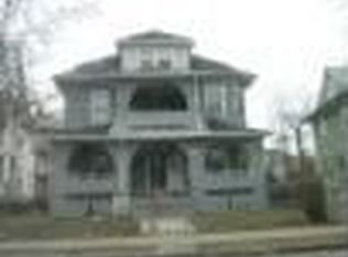 297 Dickinson St, Springfield, MA 01108