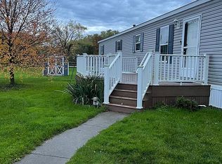 421 Snowbury St, Erie, PA 16509