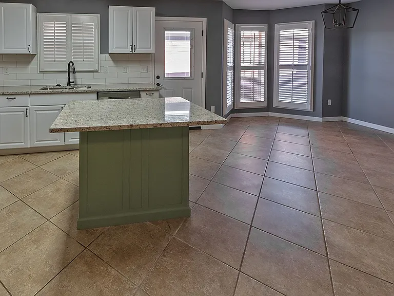 8717 Will Newton Dr — Photo 8