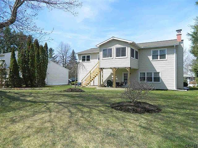 2nd image of 105 Horizon View Dr