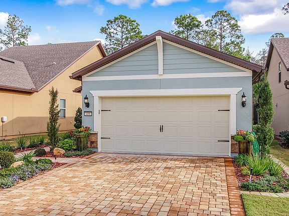 3rd image of 408 Caspia Ln
